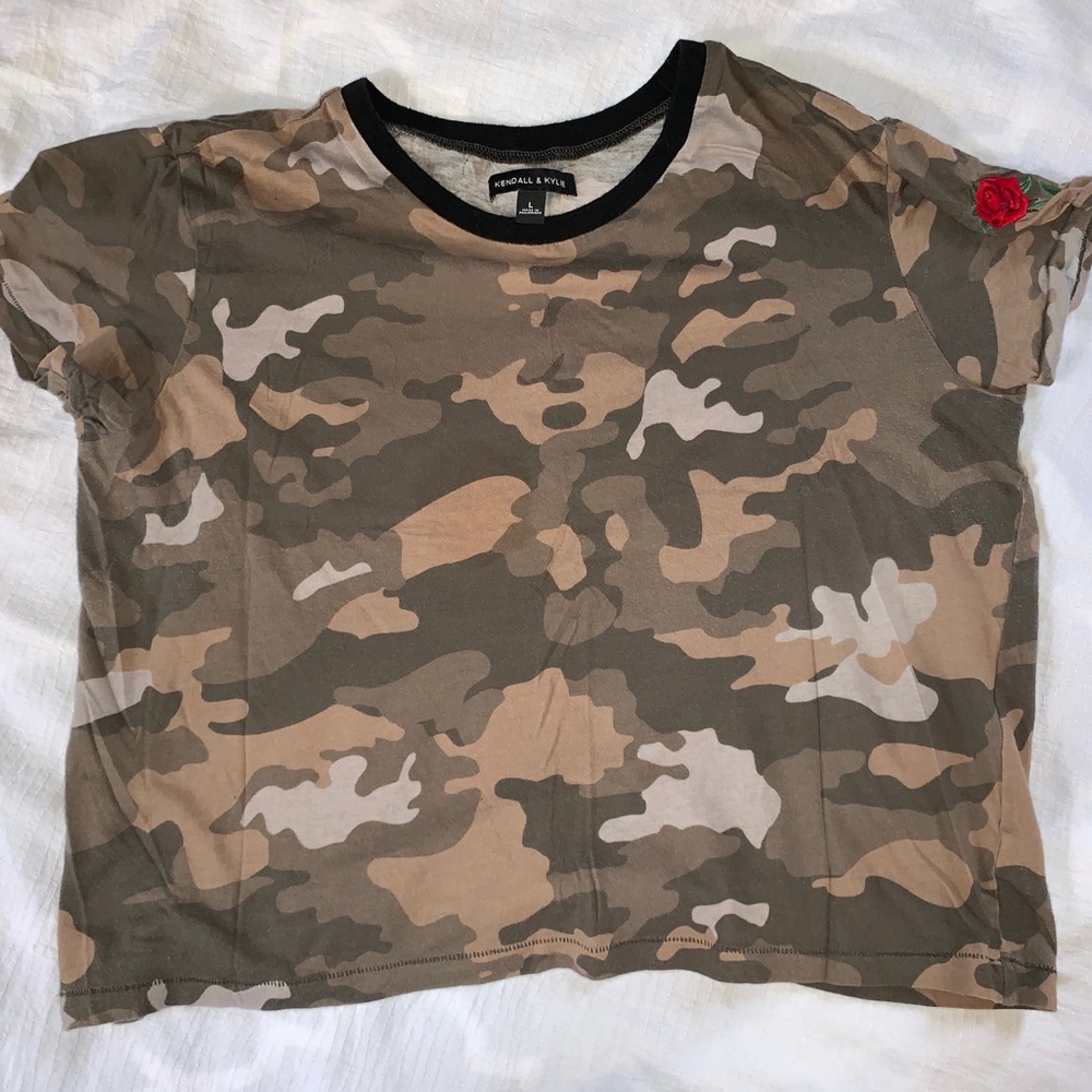 kendall and kylie camo cropped top